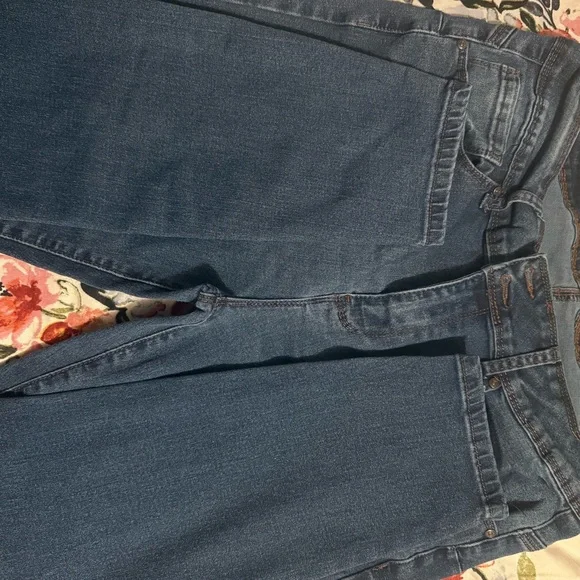 Classic Blue Women's Skinny Jeans - Picture 3 of 6